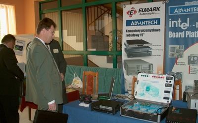 Foto:  MWK-2005 Wystawa producentów przyrządów pomiarowych.