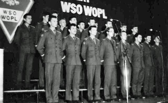 Występ chóru WSO WOPL – 1983 rok.